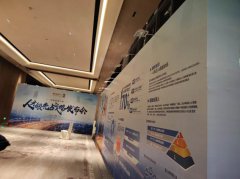 向广州喷绘厂家反馈背景板桁架搭建尺寸问题